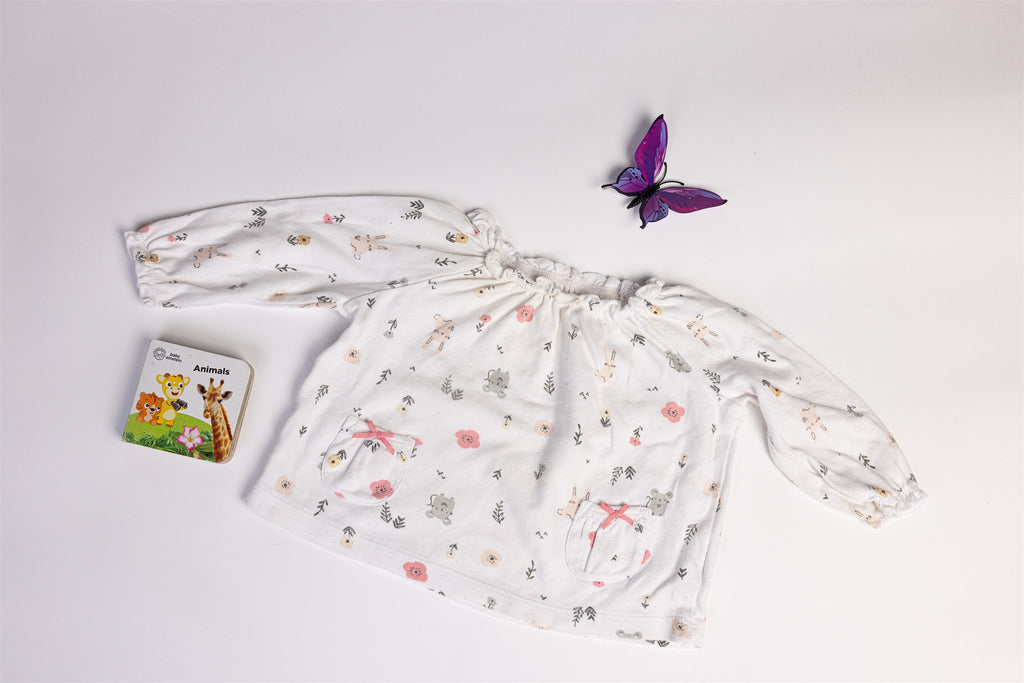 White rabbit and mouse print top