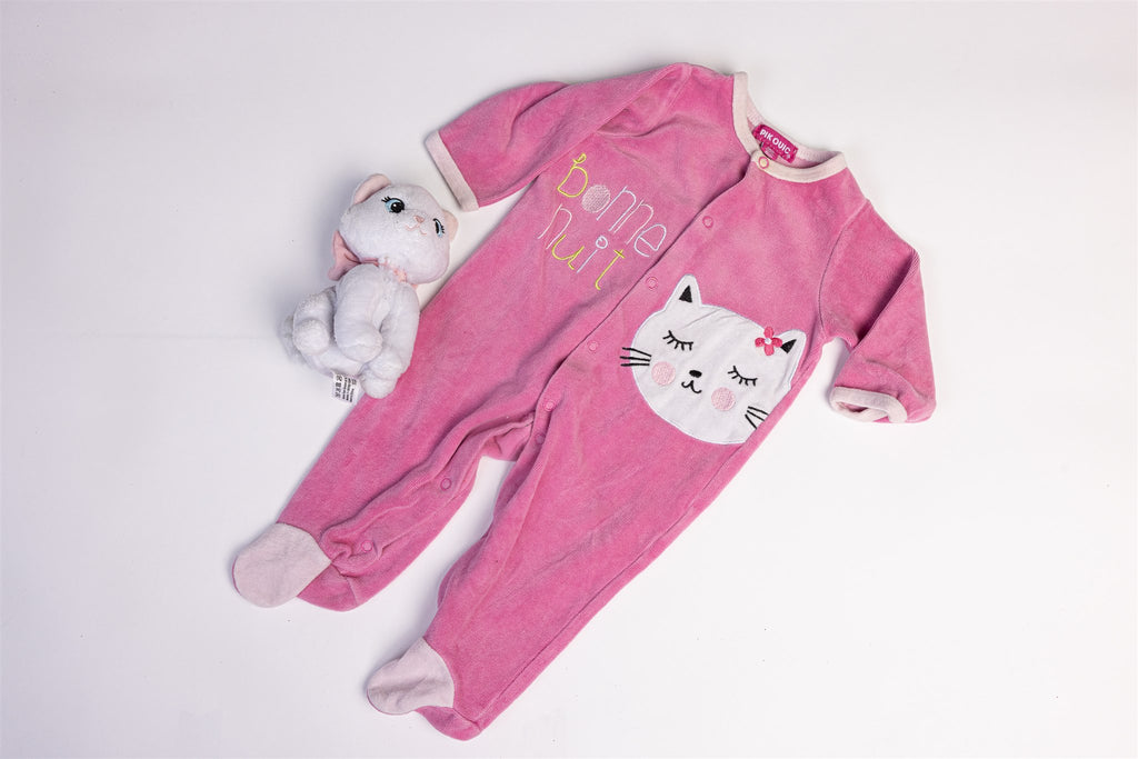 Pink velour sleepsuit with cat detail "Bonne nuit"