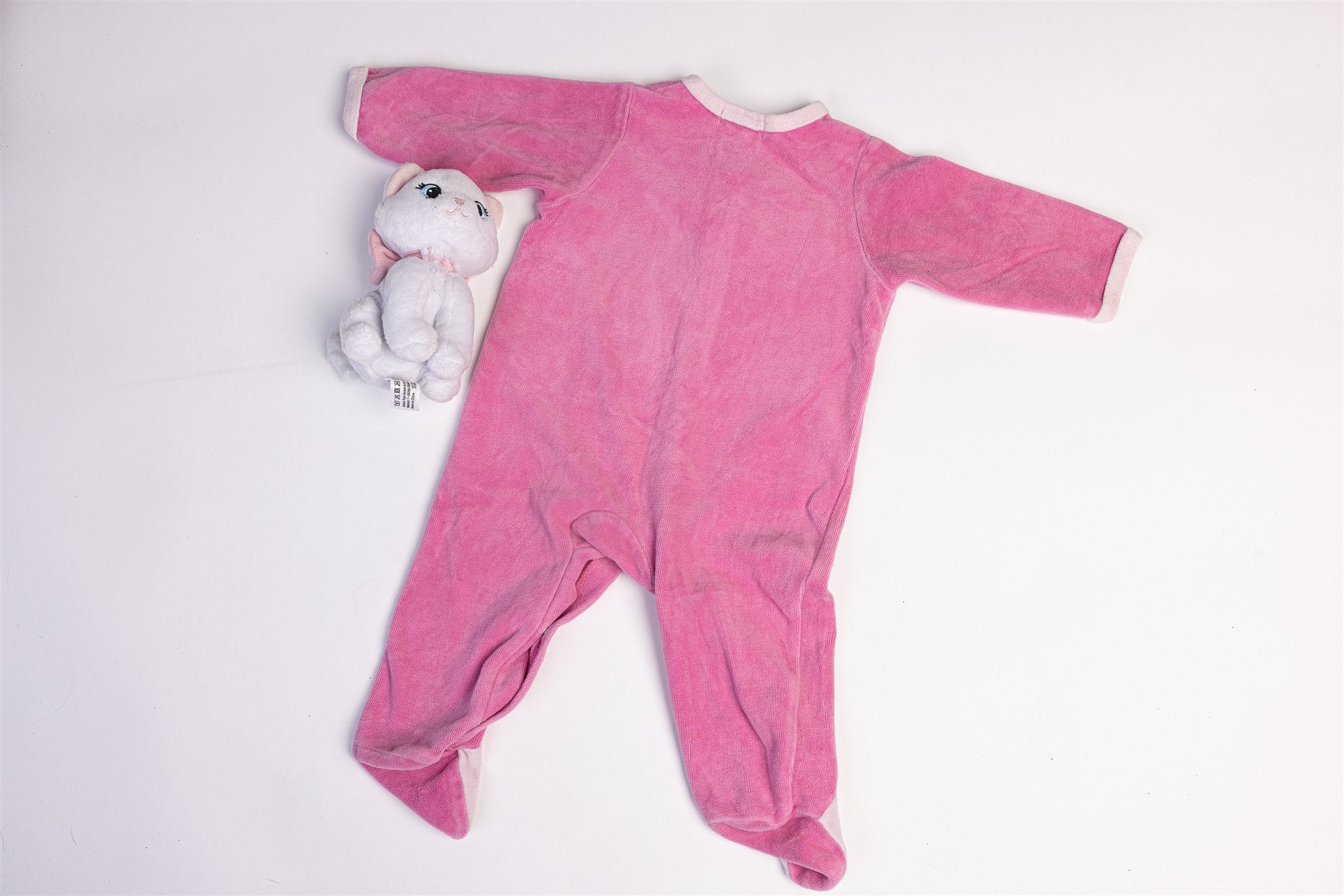 Pink velour sleepsuit with cat detail "Bonne nuit"