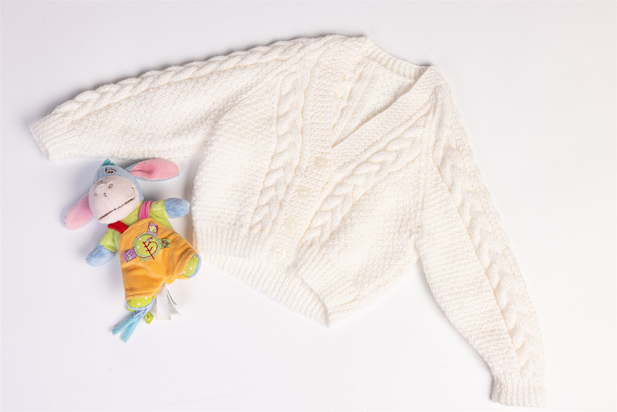 Handmade cream wool cardigan
