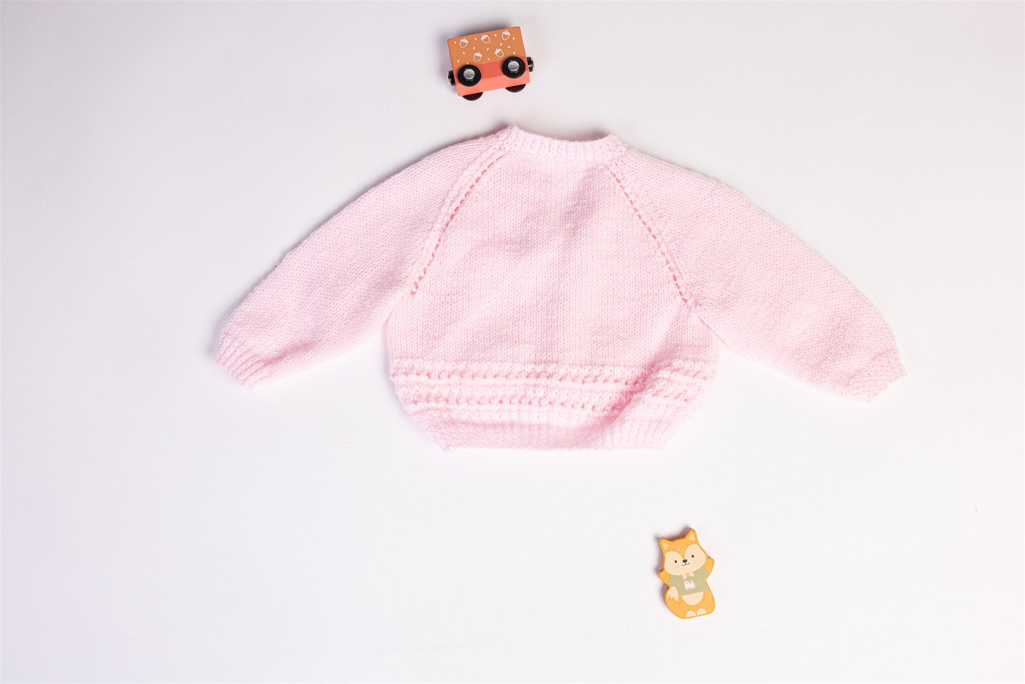 Cardigan rose fait main