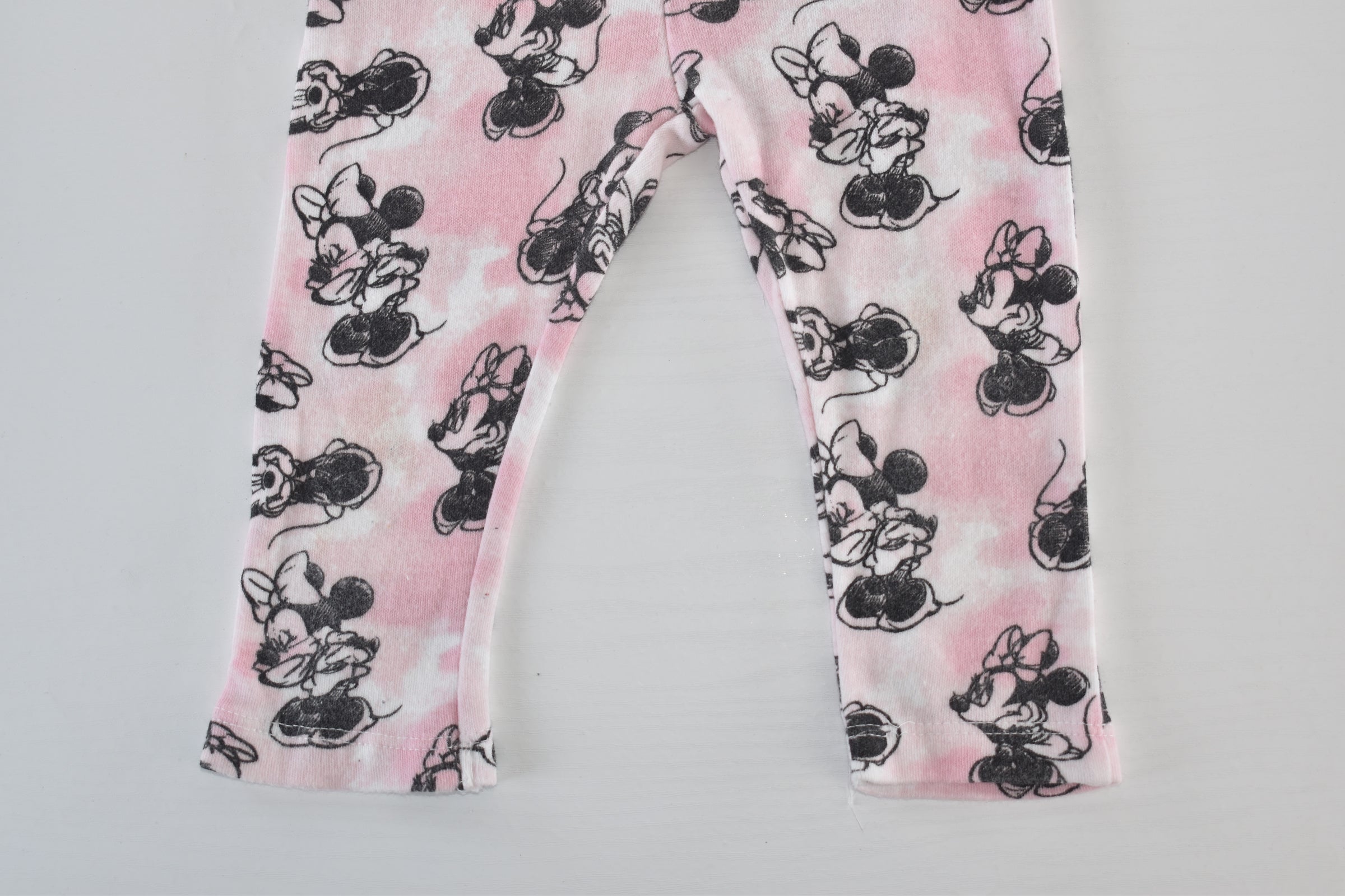 Minnie Mouse leggings
