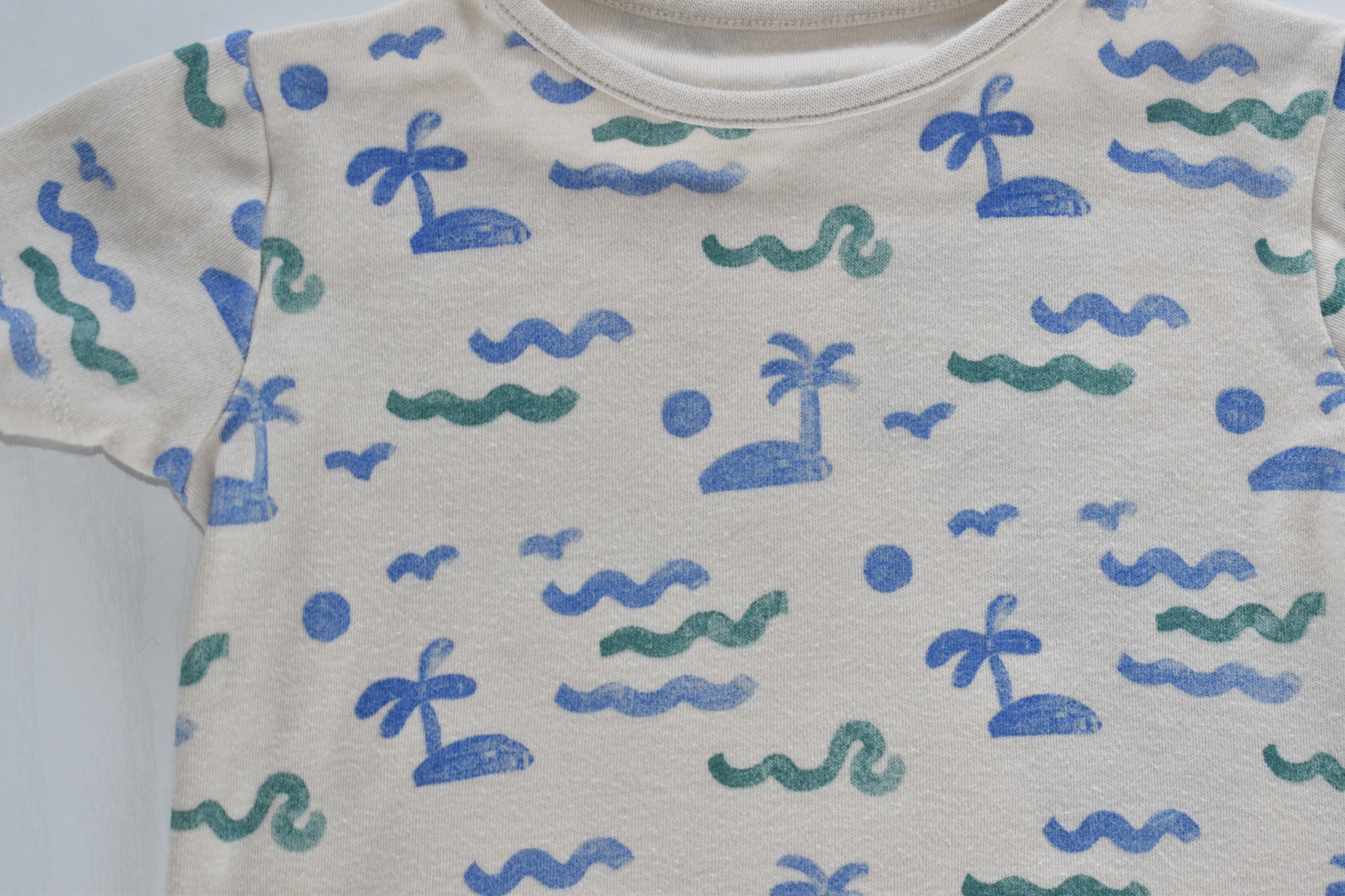 Beach print top and shorts set