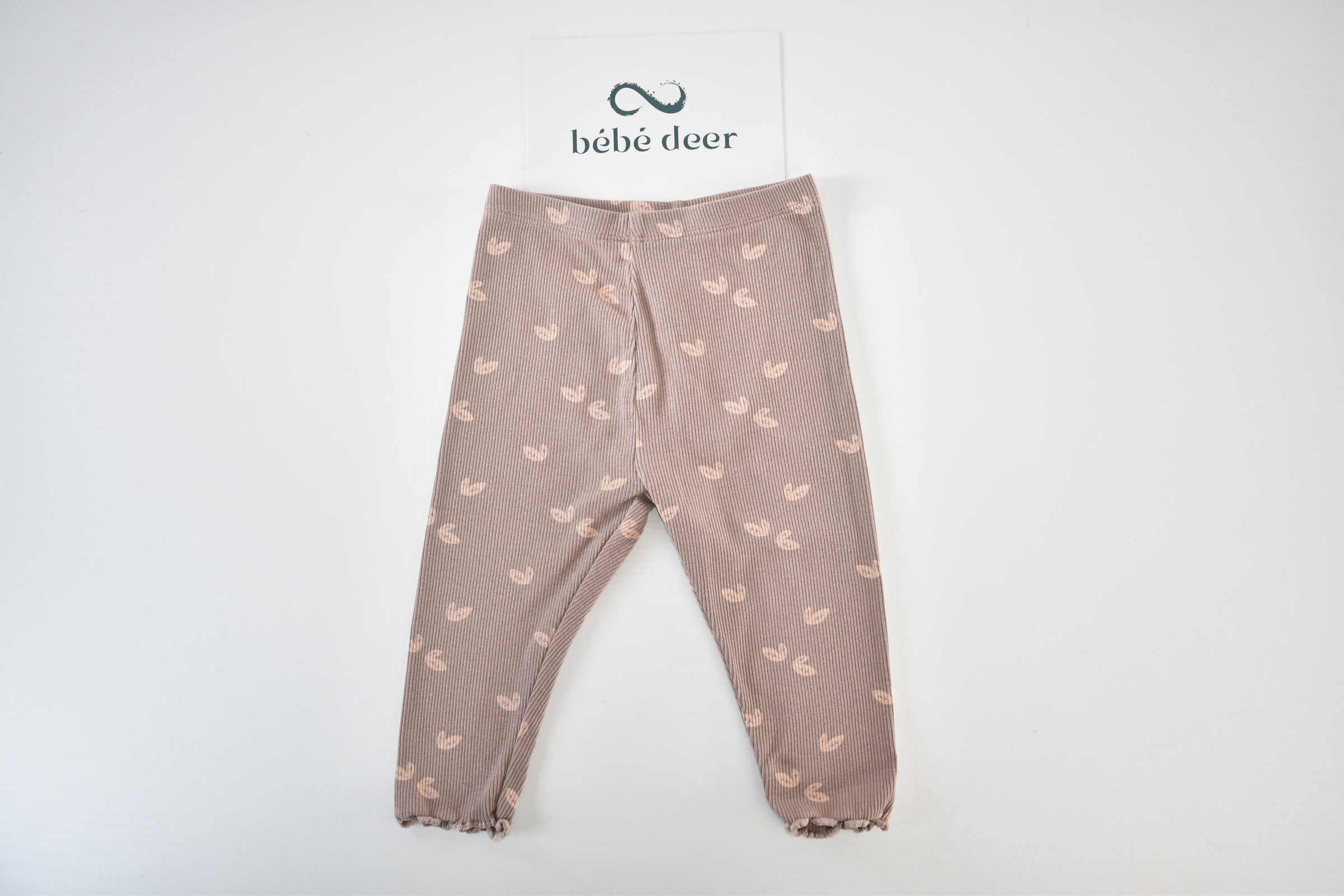 Taupe ribbed leggings with leaf print