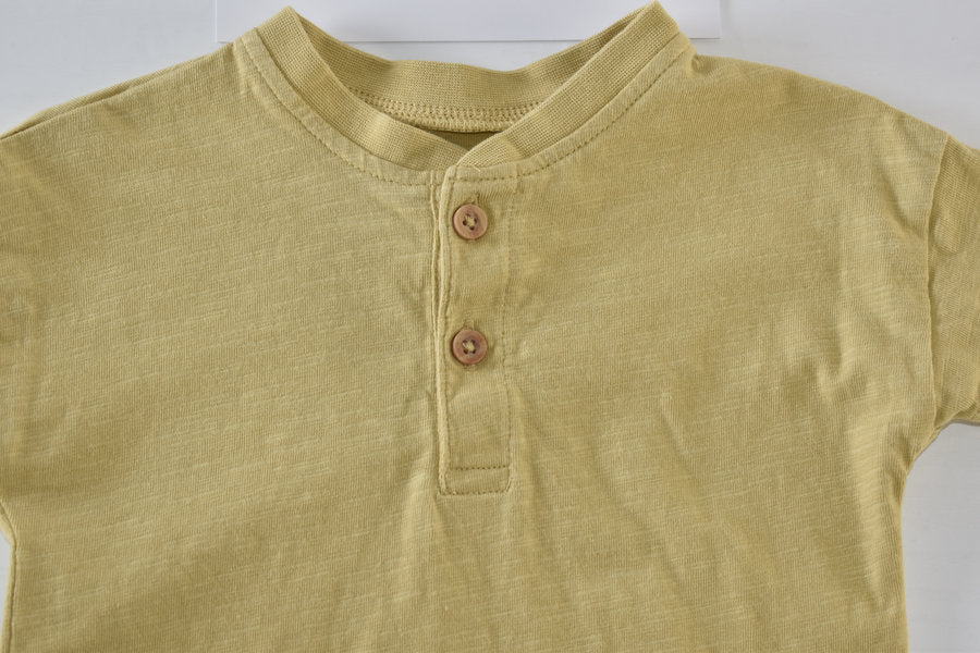 Pale yellow/kaki short sleeve top