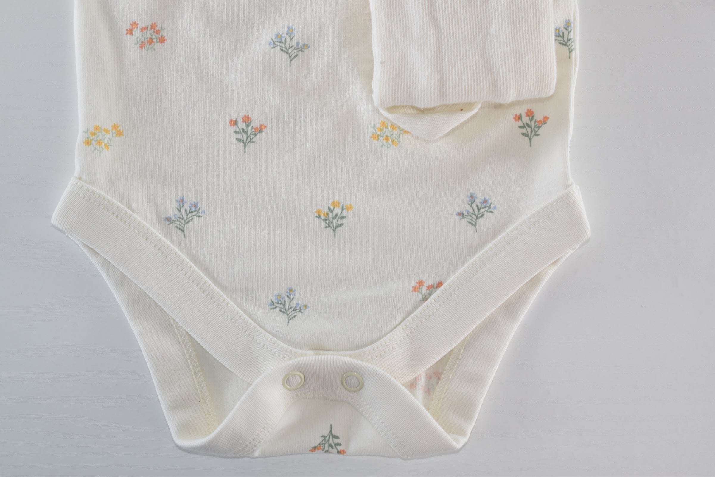 Floral print bodysuit with tights