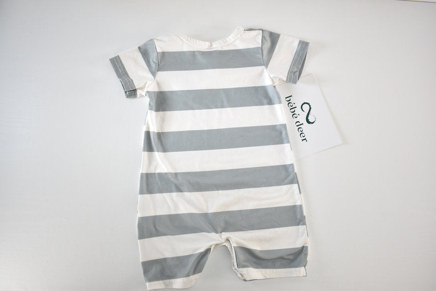 Barboteuse courte rayée avec motif ourson