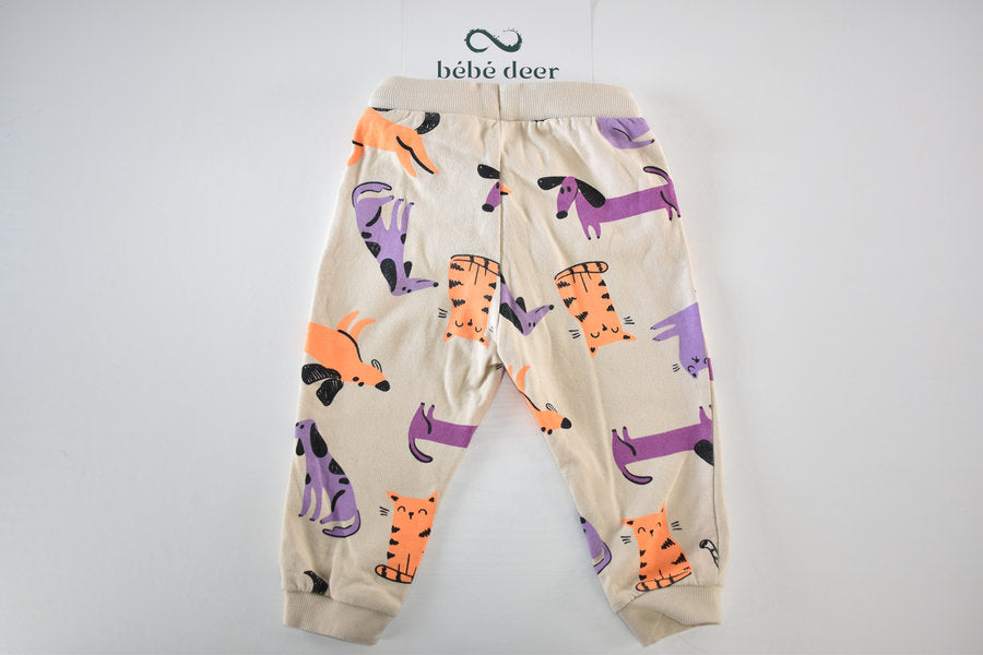 Cats and dogs print trousers
