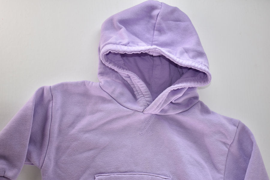 Ensemble sweat à capuche et pantalon lilas