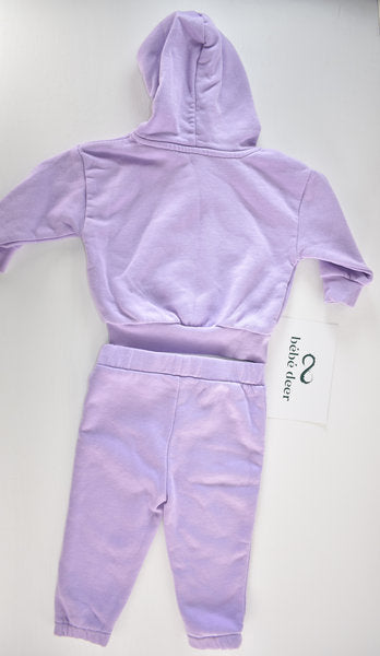Ensemble sweat à capuche et pantalon lilas