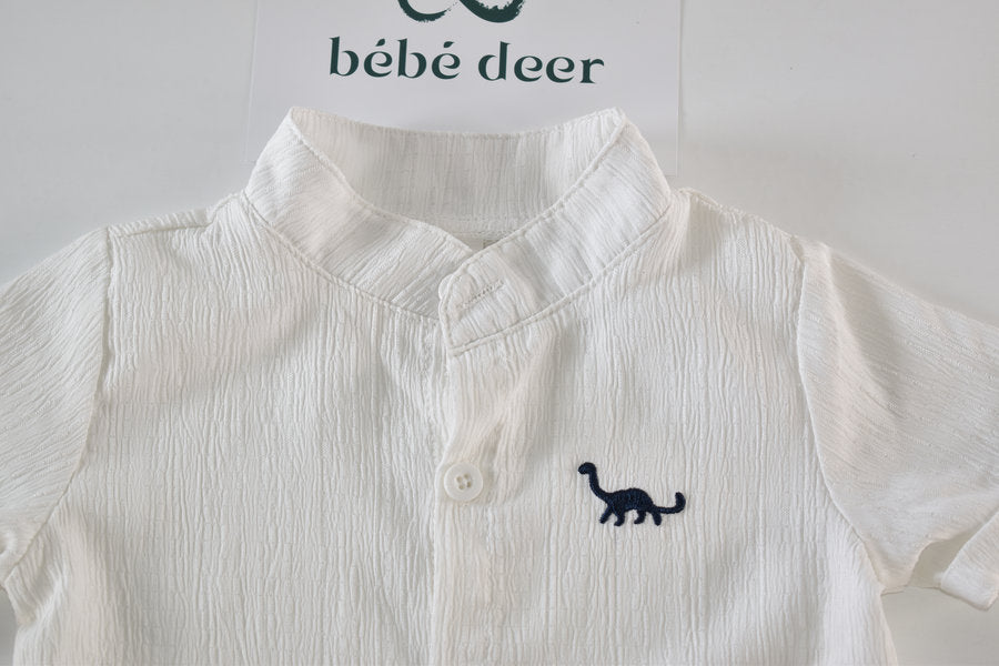 Chemise blanche à manches courtes avec dinosaure brodé