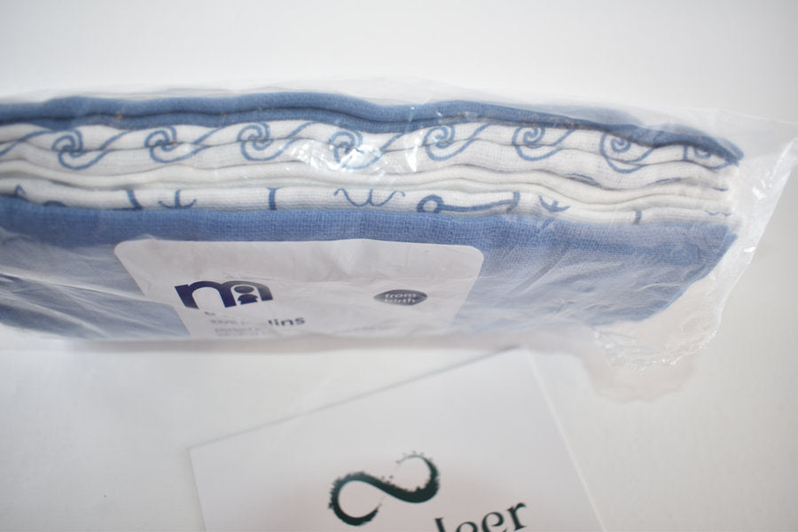 5 pack muslin cloths BNWT