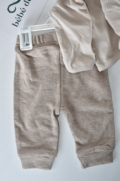 4 piece outfit set BNWT
