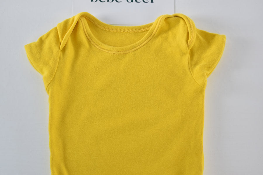 Short-sleeved bodysuit