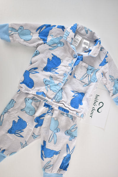 Two-piece pyjama with blue bunny print