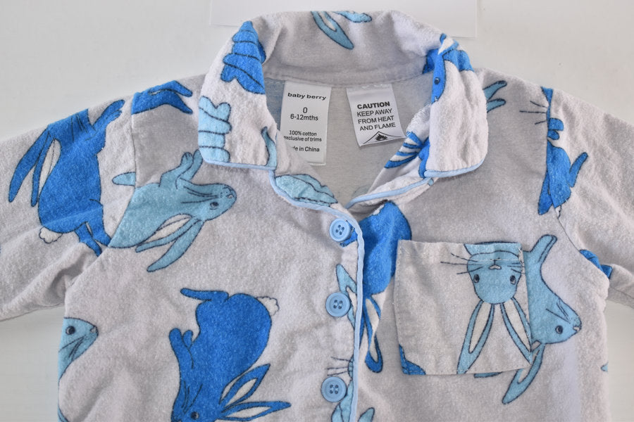 Two-piece pyjama with blue bunny print