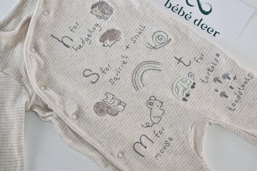 Sleepsuit alphabet-style animal