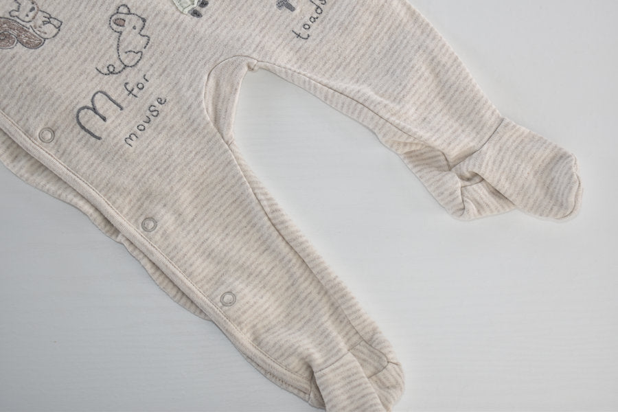 Sleepsuit alphabet-style animal
