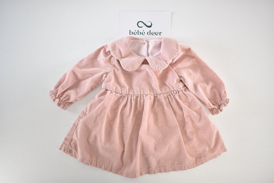 Soft pink dress with a Peter Pan collar