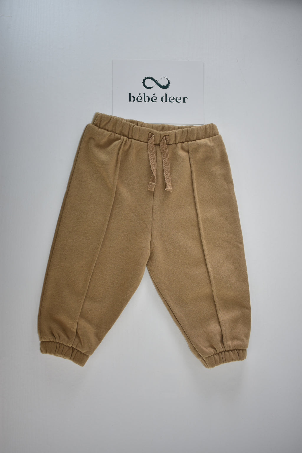 Pantalon couleur sable