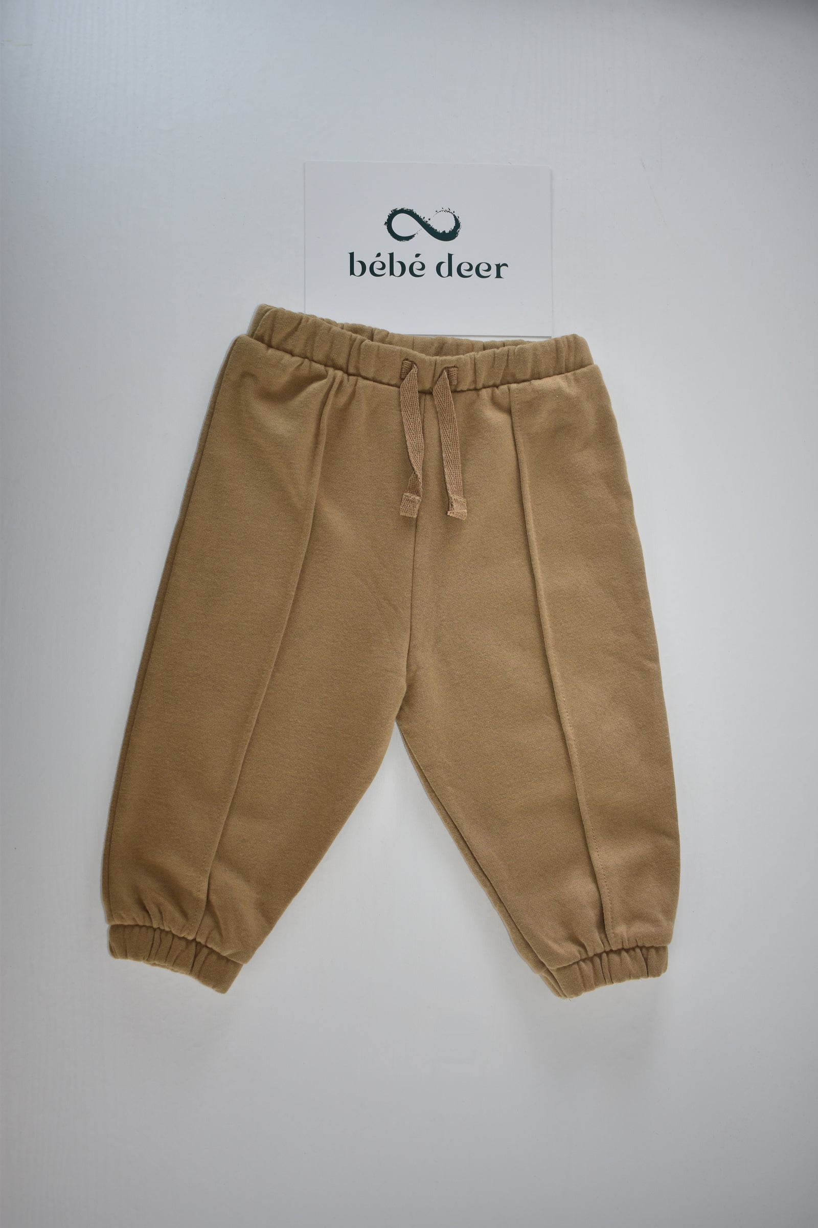 Pantalon couleur sable