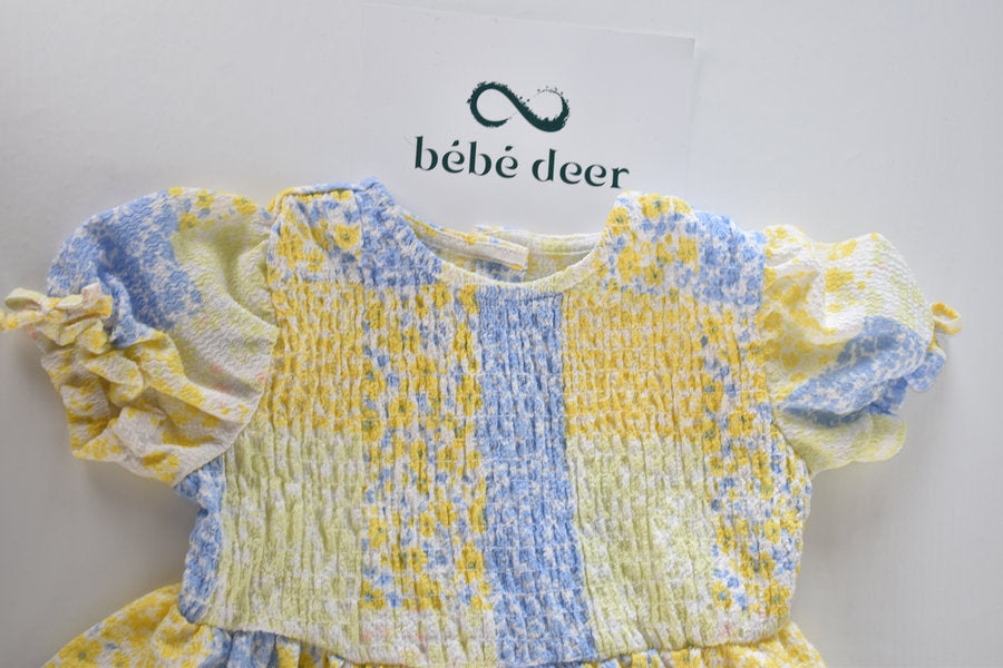 Robe à carreaux fleurie