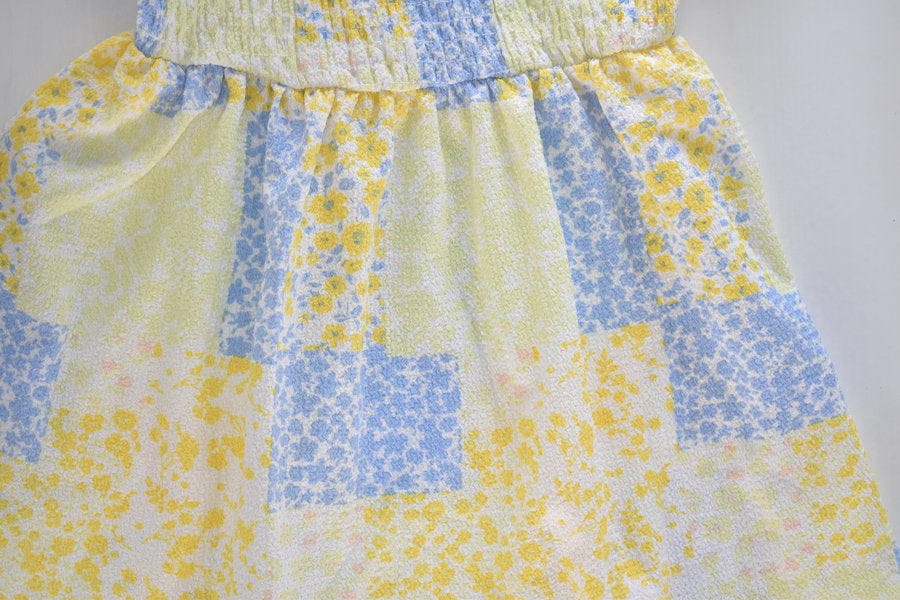 Robe à carreaux fleurie