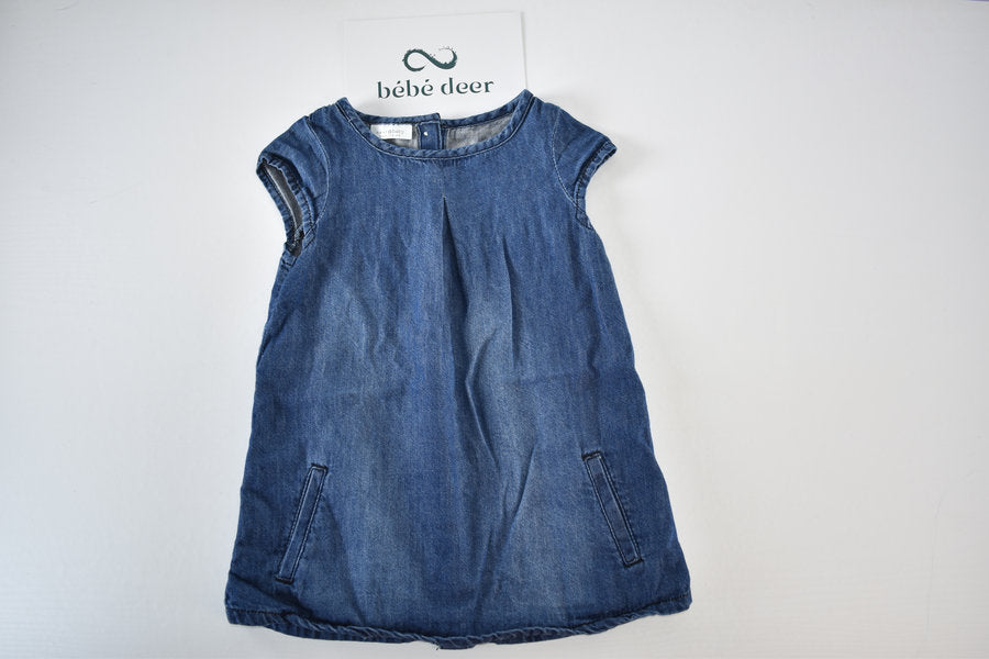 Denim dress with back button fastening