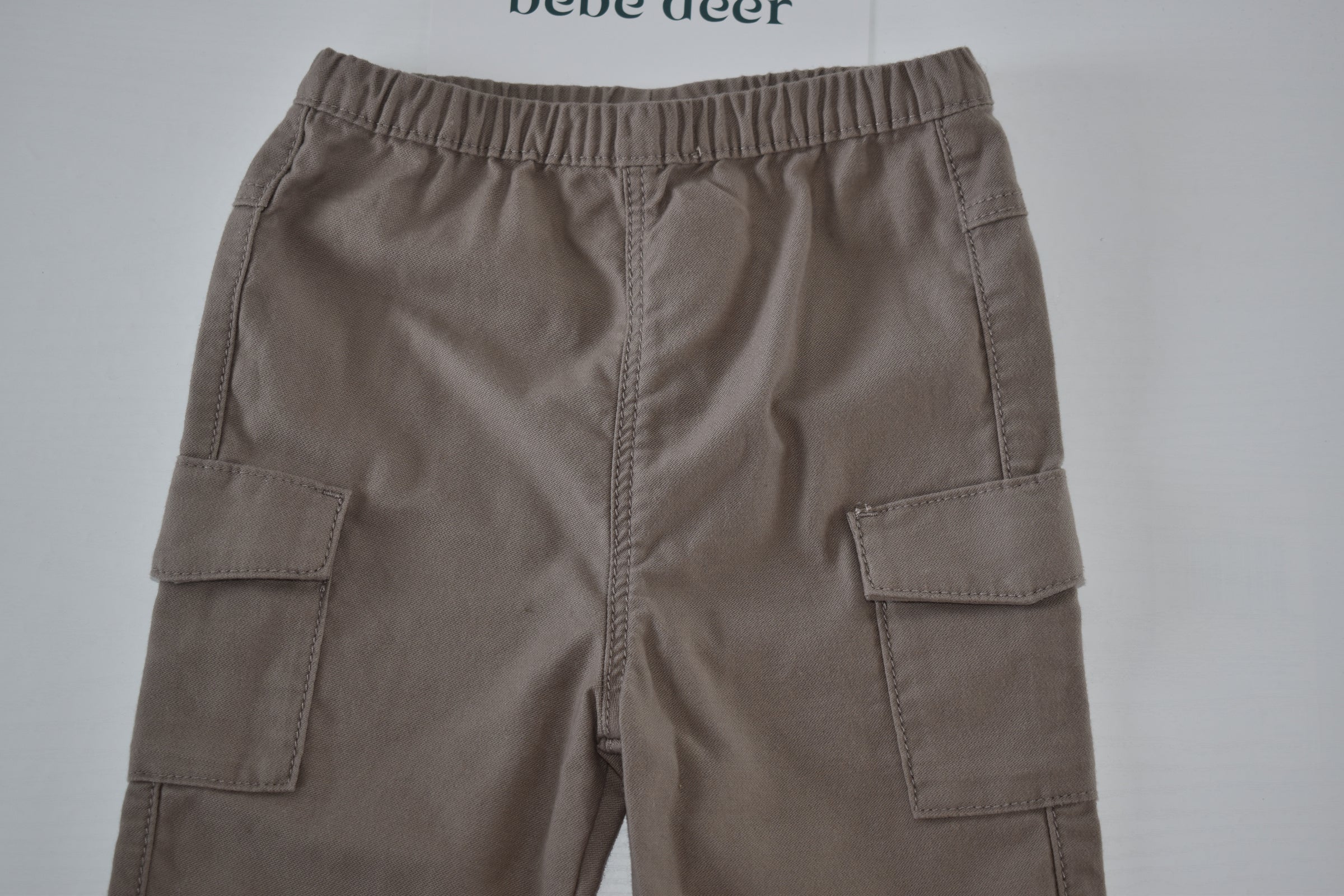 Cargo pocket trousers