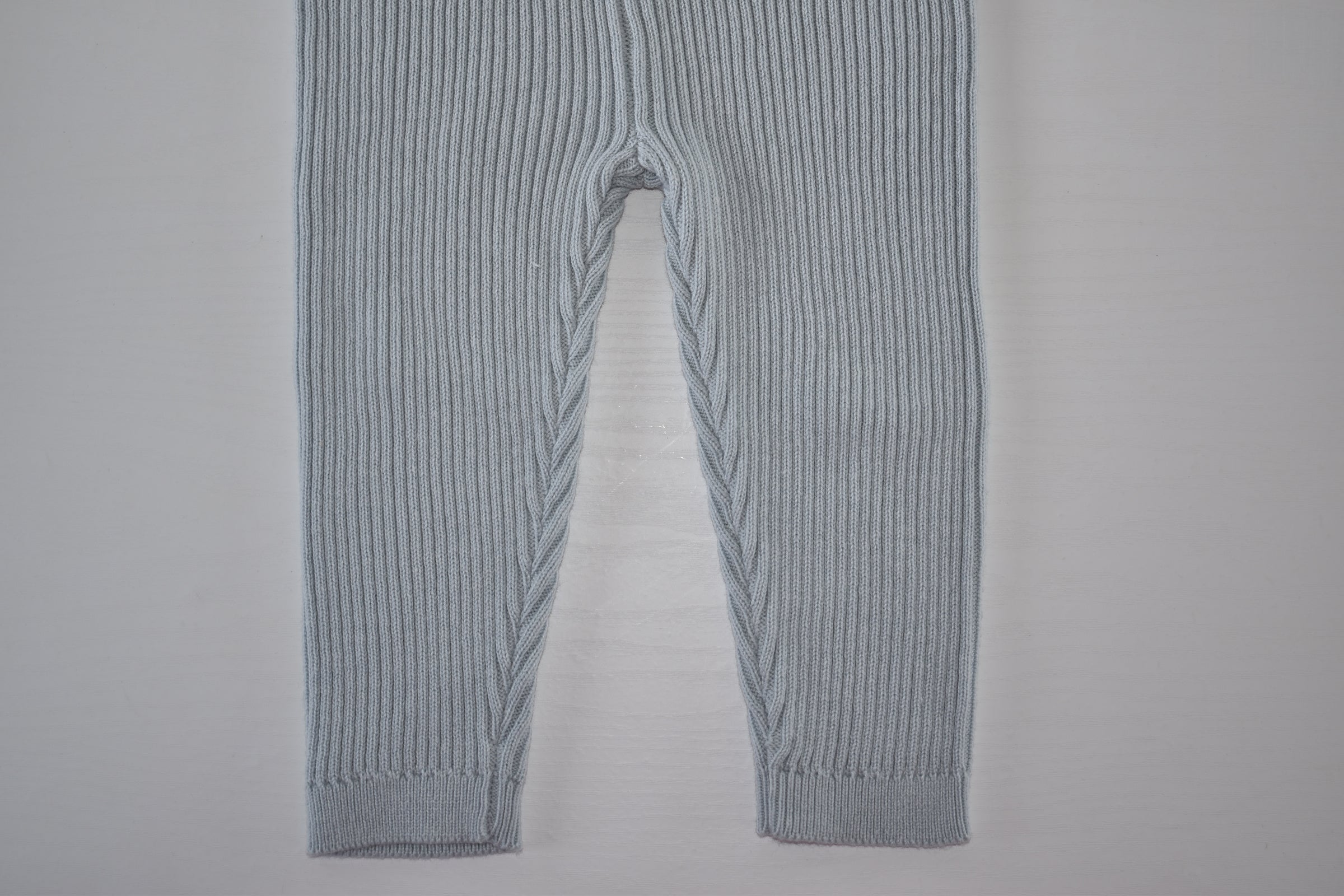 Pale blue ribbed knit leggings
