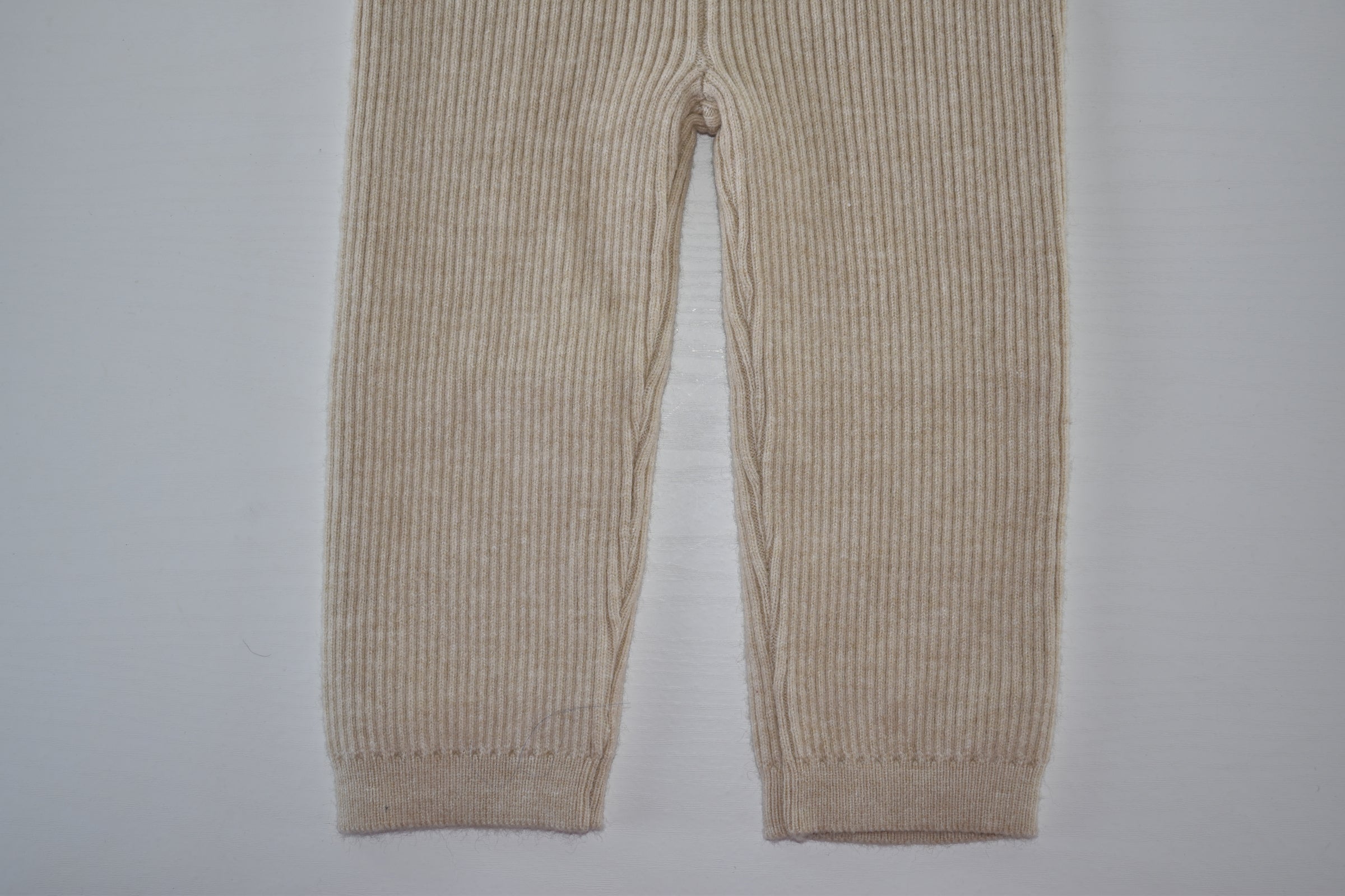 Ribbed knit leggings