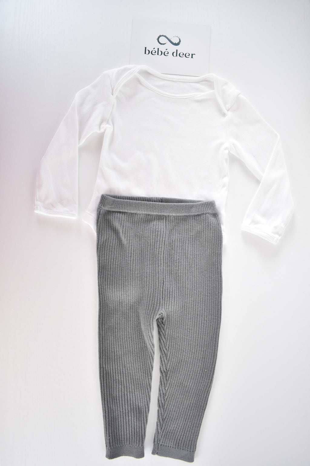 Ensemble body à manches longues et legging en maille