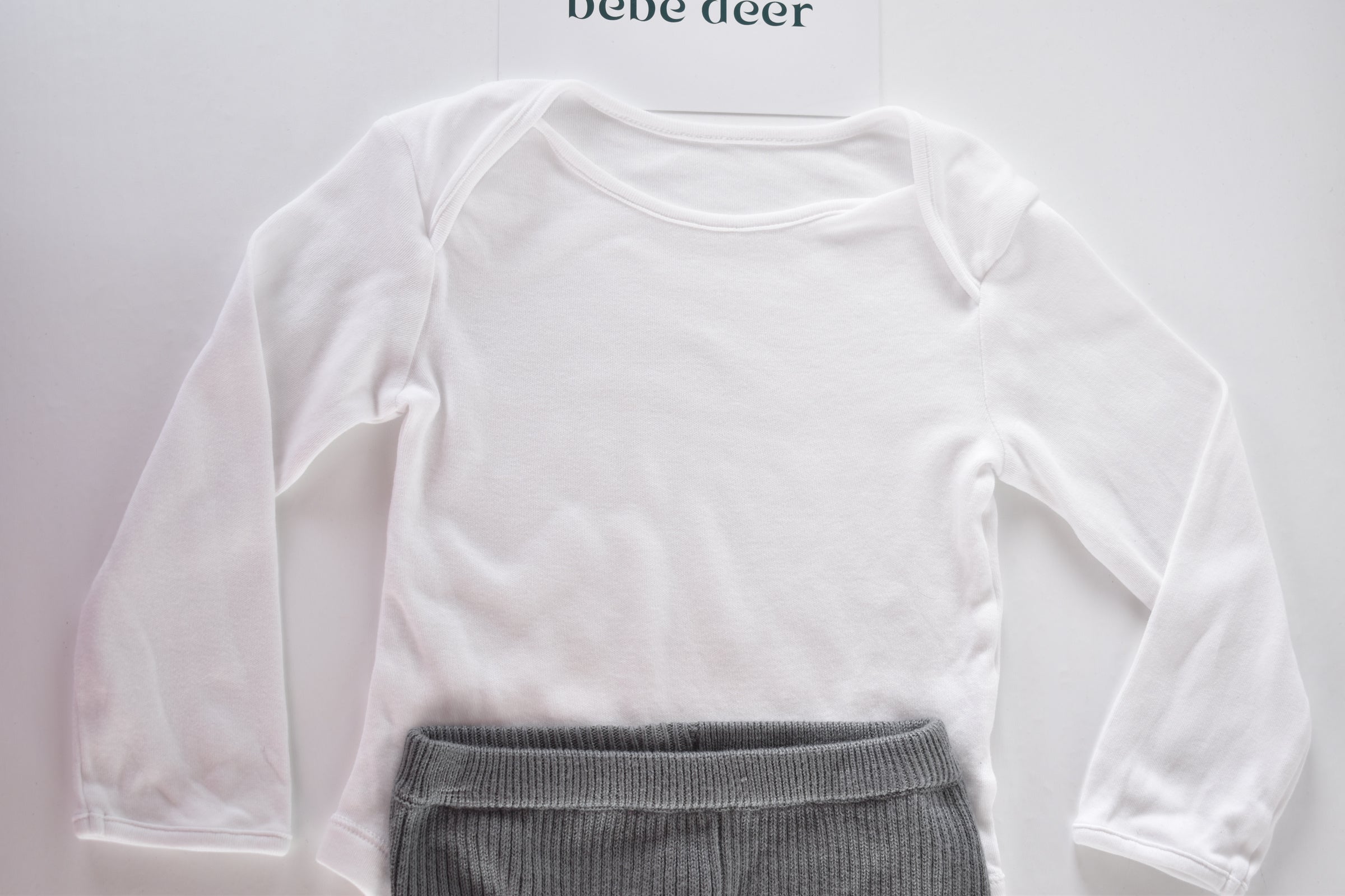 Ensemble body à manches longues et legging en maille