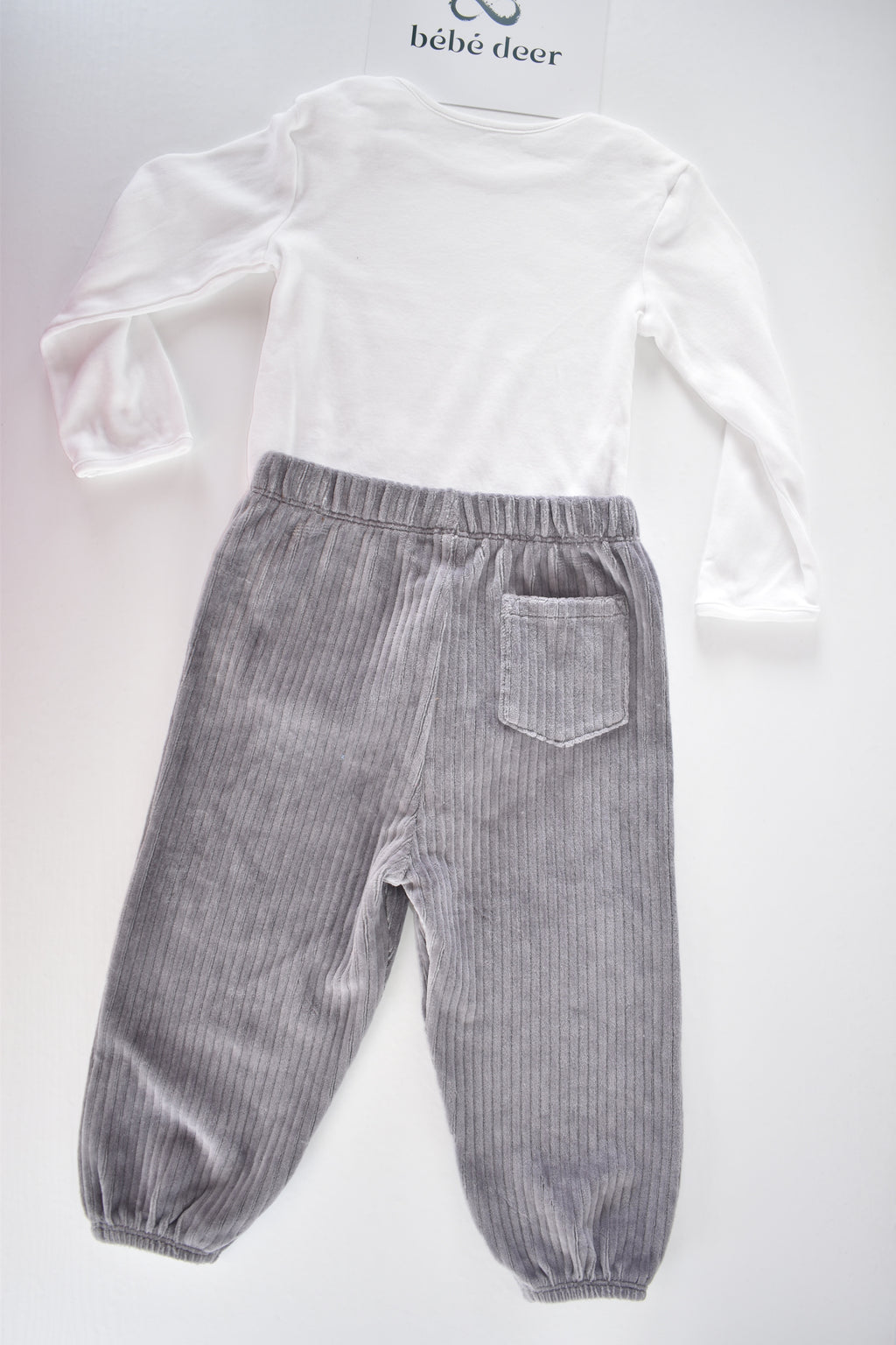 Ensemble body à manches longues et pantalon côtelé