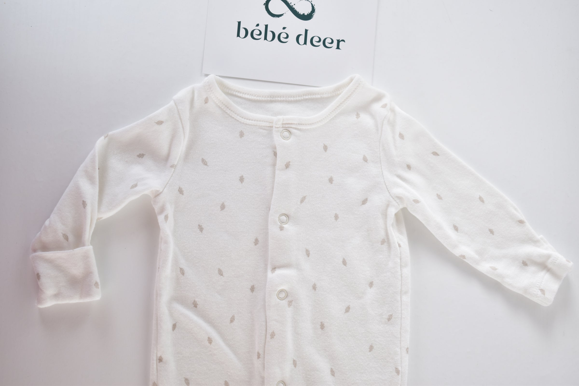 White leaf print cotton sleepsuit