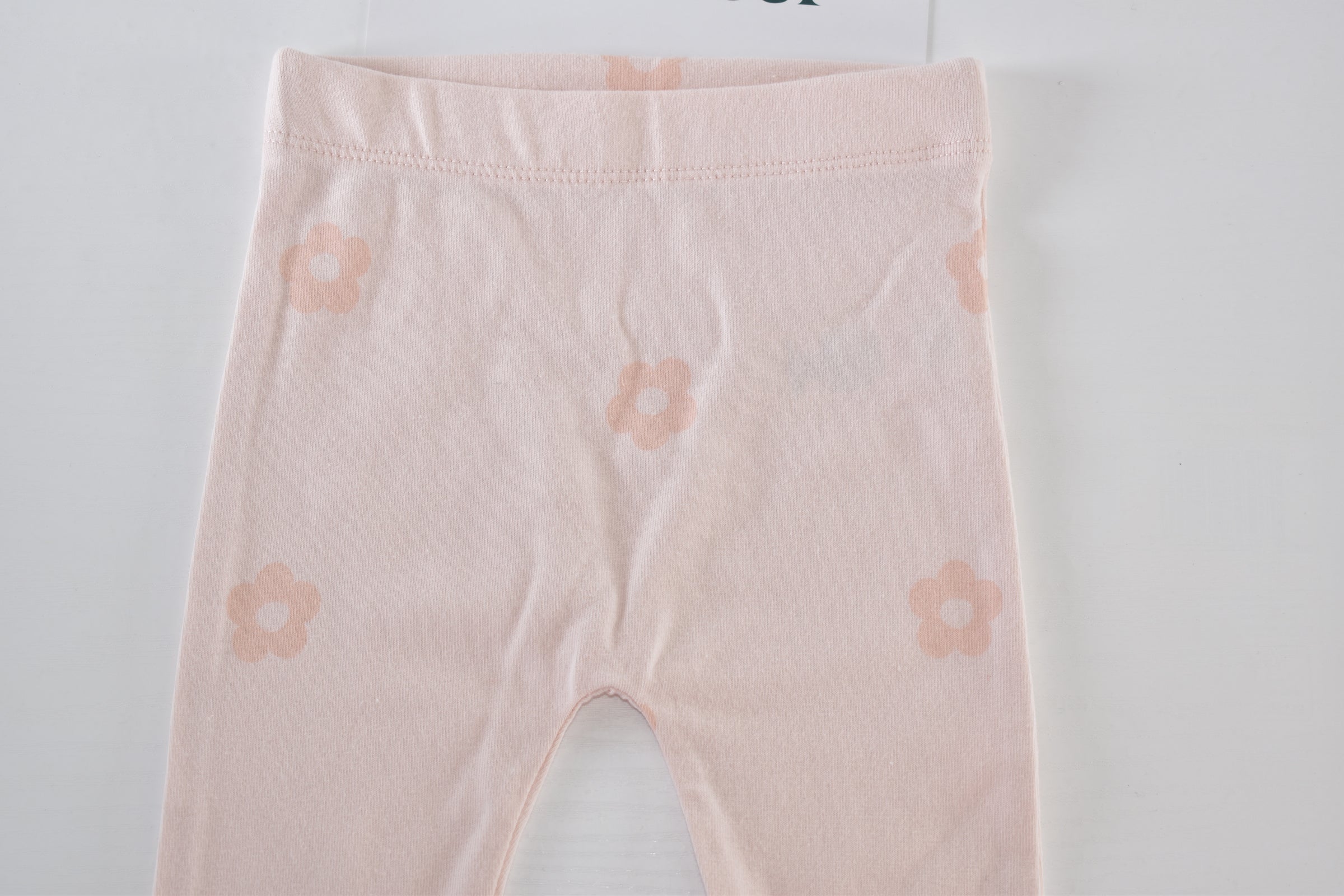 Light pink floral leggings