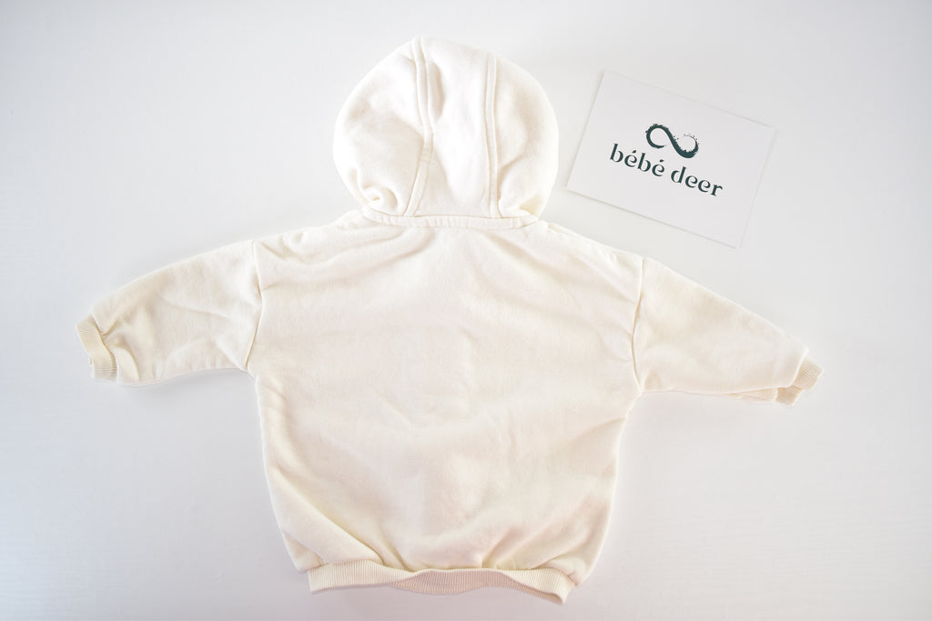 Hooded zip-up jacket