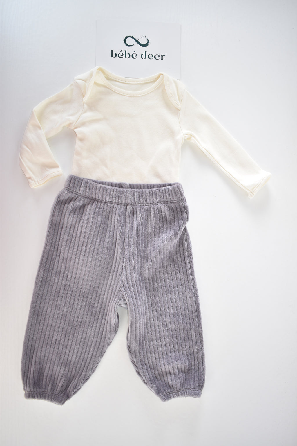 Bodysuit and trousers set
