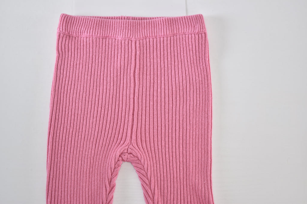 Soft ribbed pink leggings