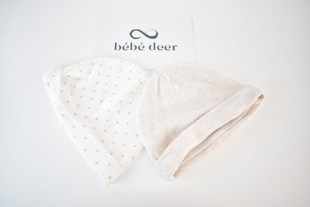 Two neutral baby hats set