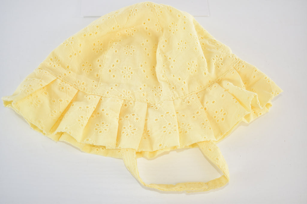 Yellow broderie sun hat – 6–12 months