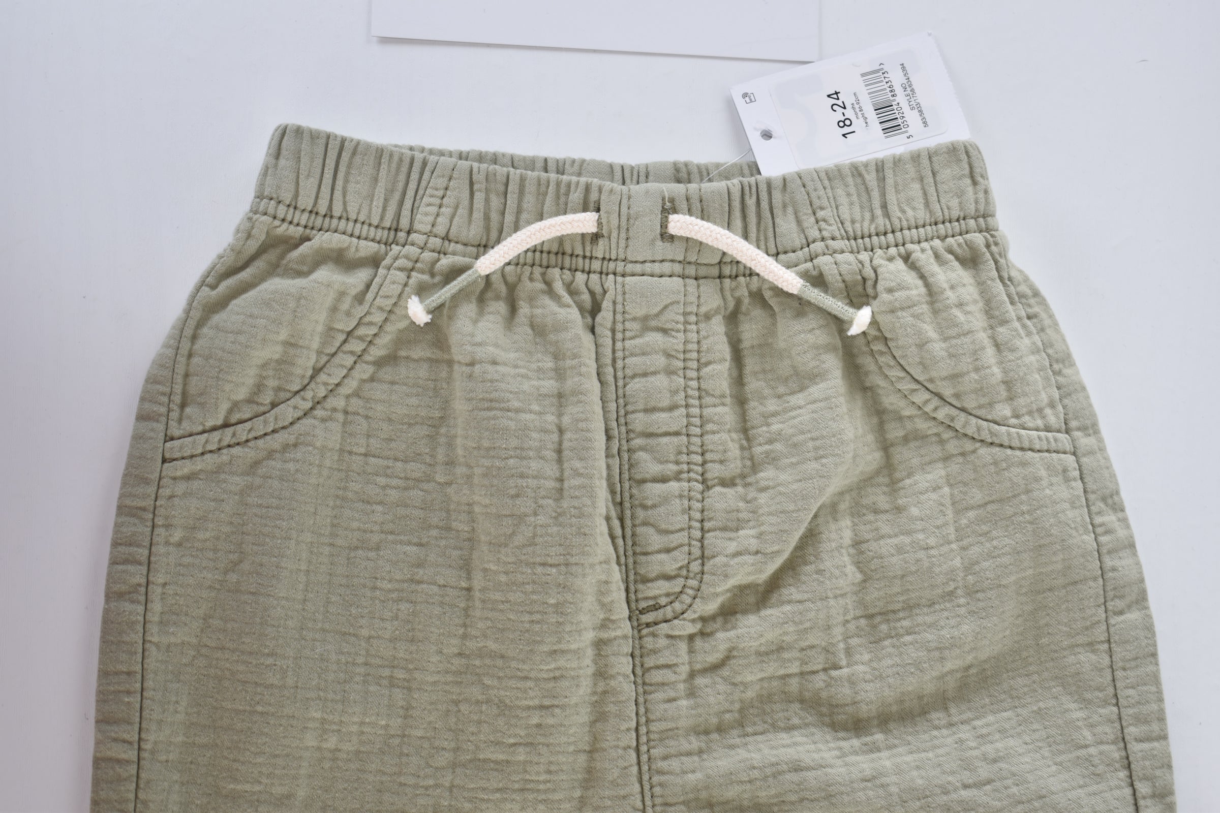 Sage green muslin cotton trousers – new with tag