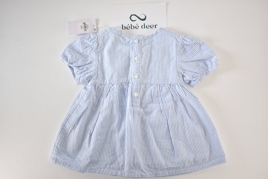 robe à rayures bleues et blanches