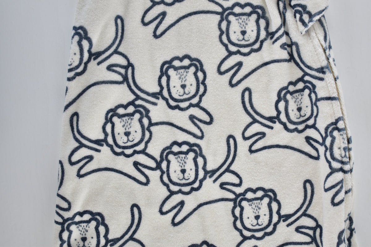 Lion print 1 TOG sleeping bag – 0–6 months