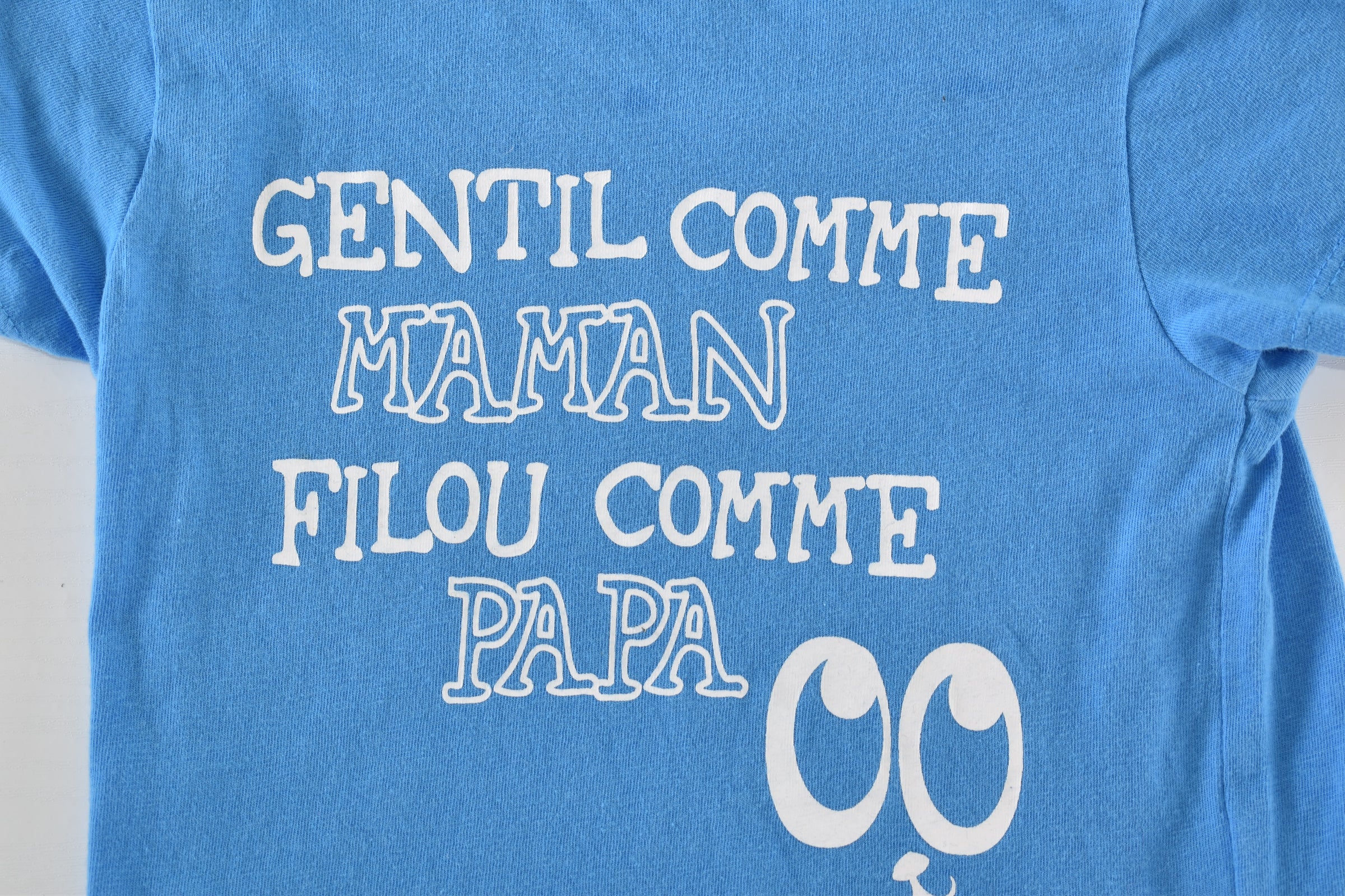 Blue slogan top