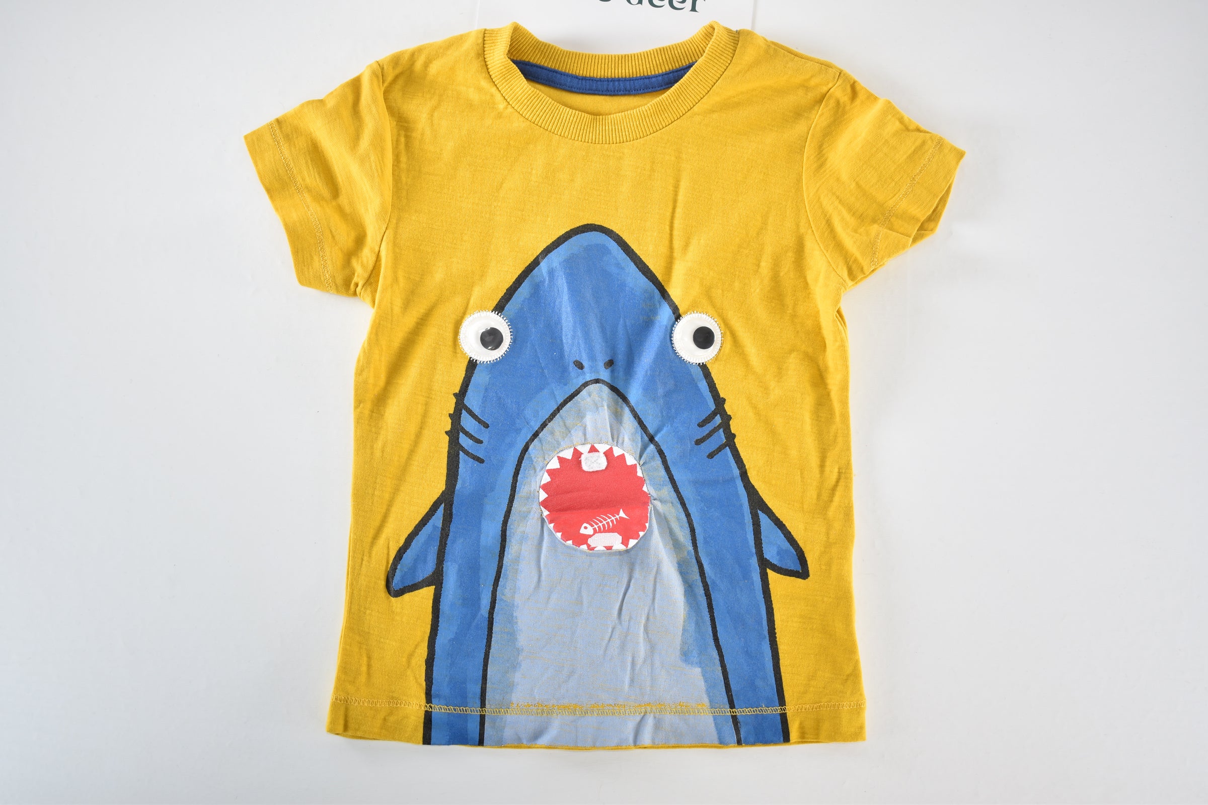 Interactive shark t-shirt with moving eyes