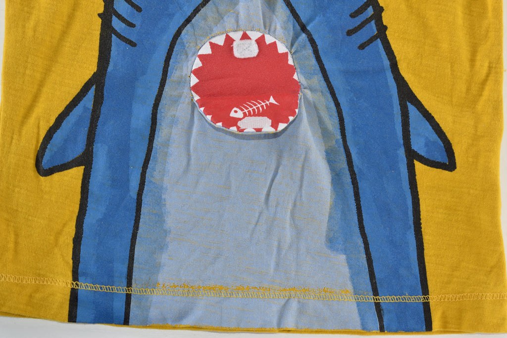 Interactive shark t-shirt with moving eyes