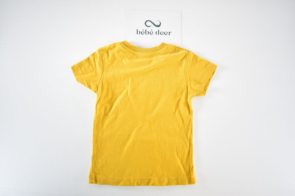 Interactive shark t-shirt with moving eyes