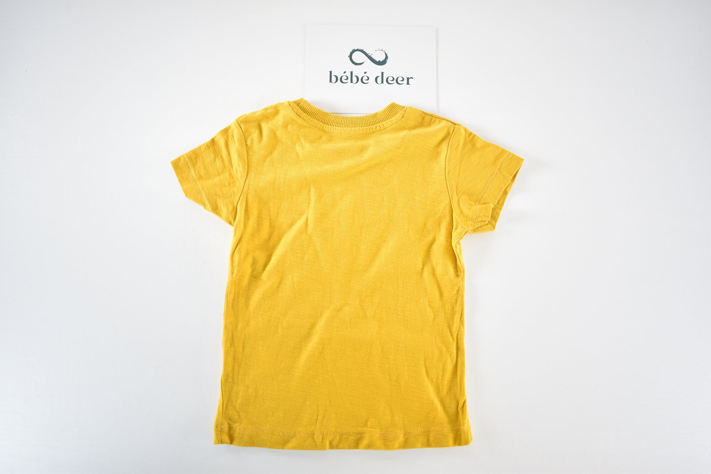 Interactive shark t-shirt with moving eyes
