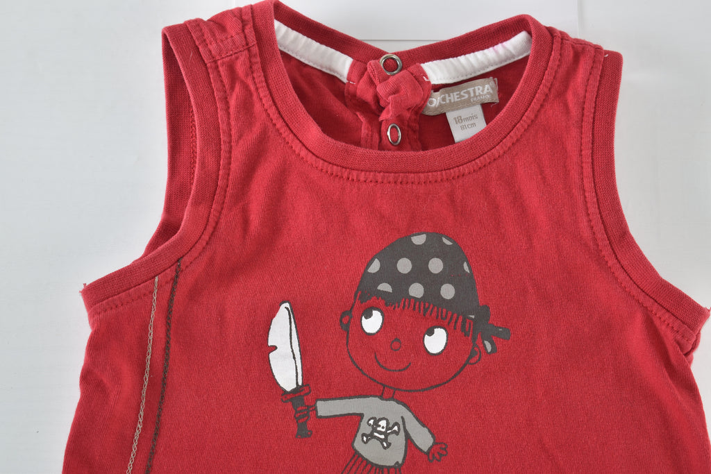 Pirate sleeveless top with pirate print